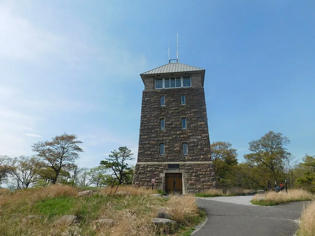 Perkins_Memorial_Tower