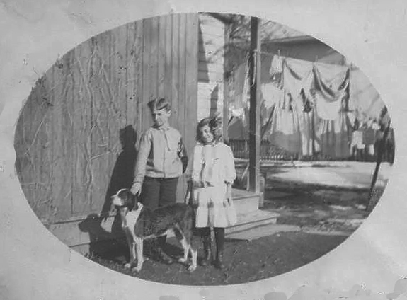 A Couple of Kids & A Dog In Rhinebeck NY, Dutchess County 1908