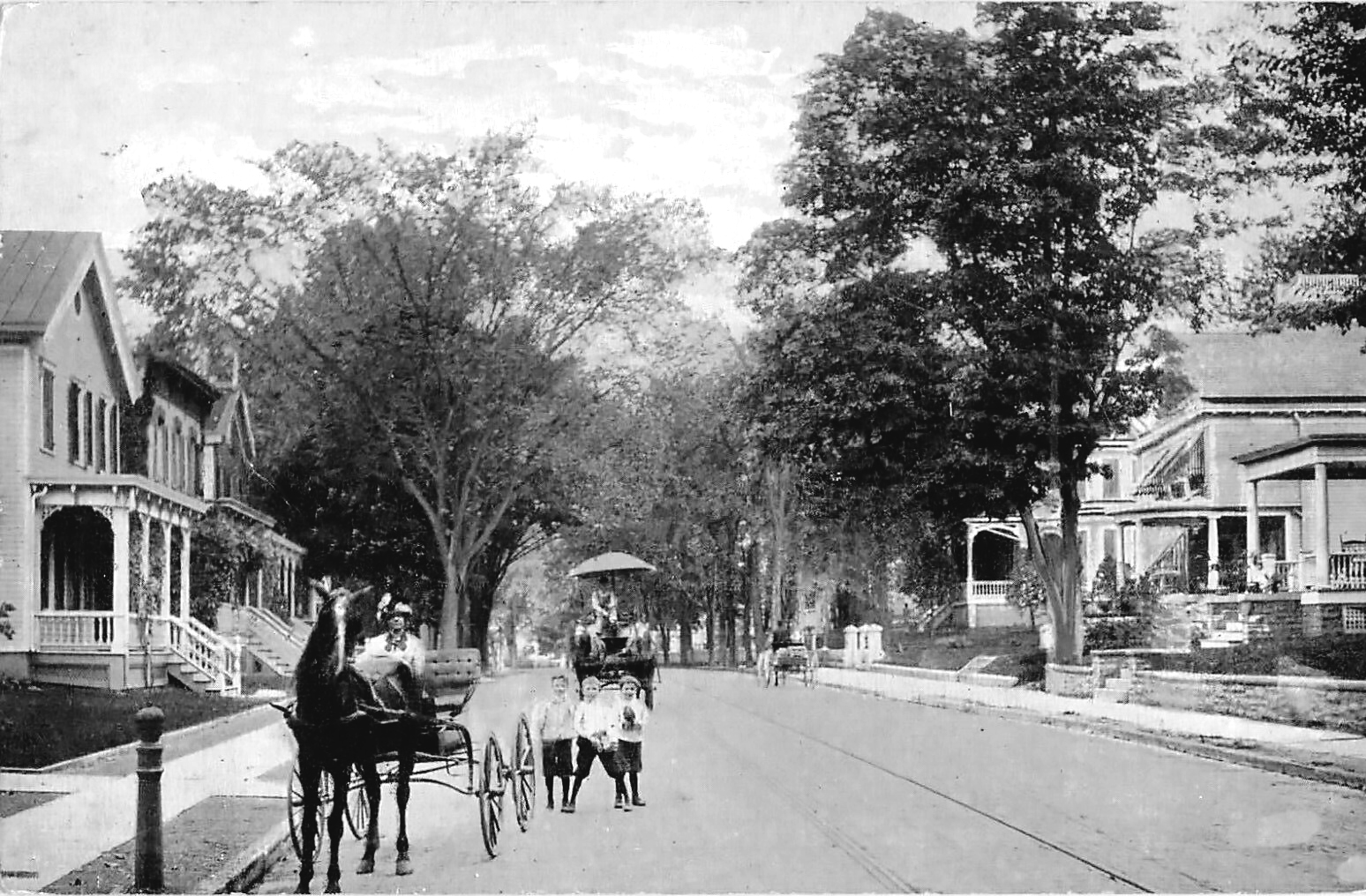 Broadway Looking East From Chestnut Street In Rondout NY, Ulster County 1914