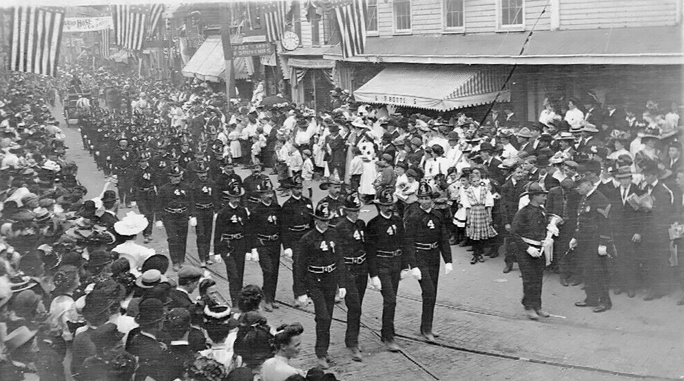 Old Homeweek Parade Middletown NY, Orange County c1909